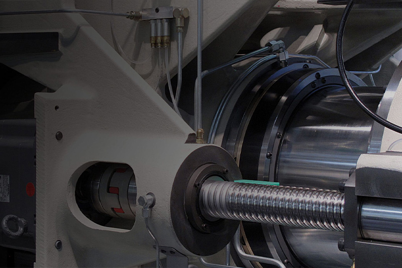 Screw drives and rotary tables for machine tools