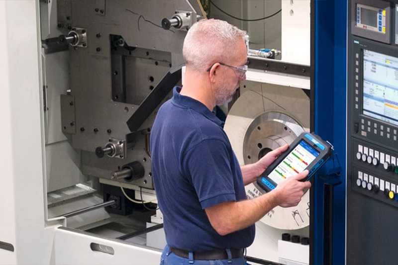 Overall control and monitoring systems for Machine tools